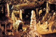 Erdmannshöhle in Hasel